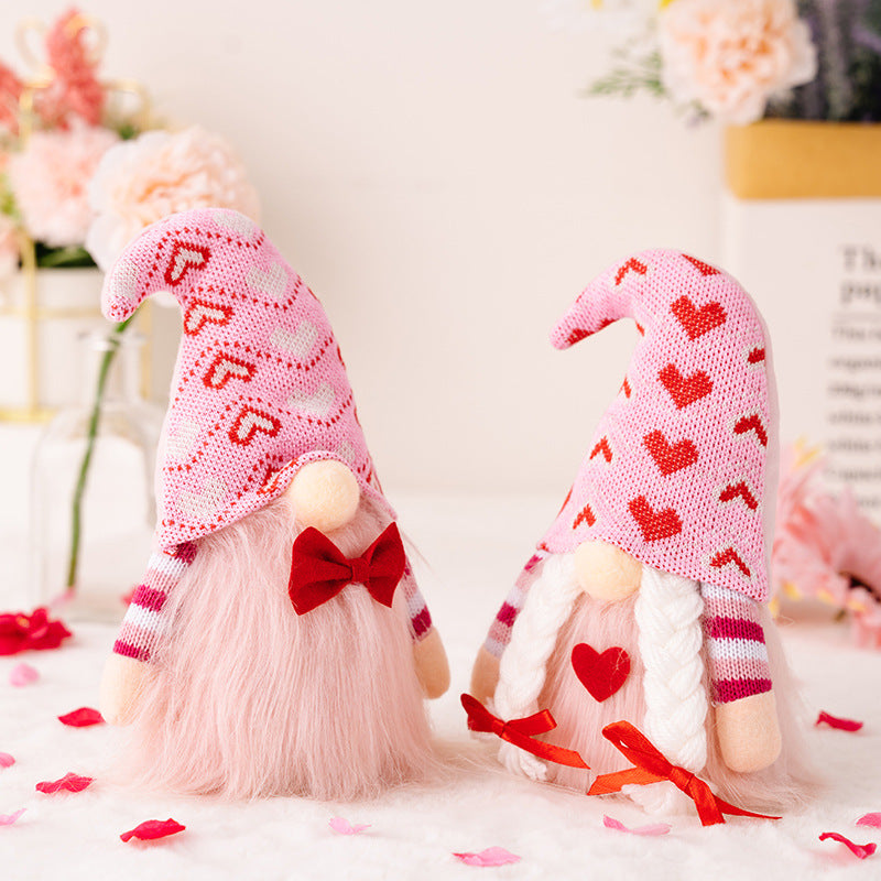 Valentine gnomes