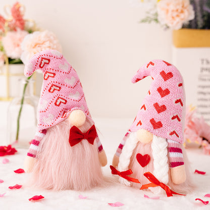 Valentine gnomes