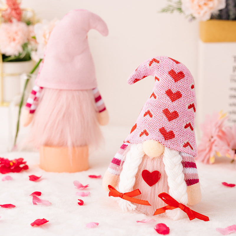 Valentine gnomes